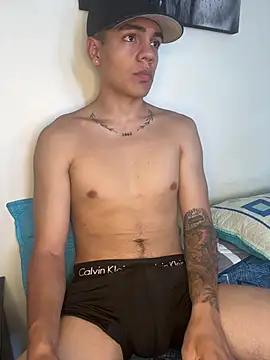 Snapshot of santiago_sosa24 chatting on 19, 6, 2026 santiago sosa24 online show from 19, 6, 2026