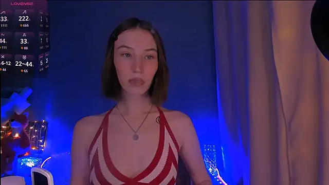 ellaamber online show from 10, 3, 2025