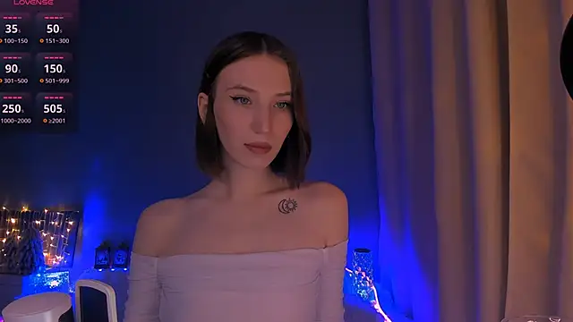 ellaamber online show from 13, 1, 2025