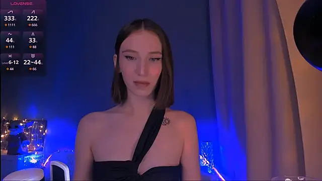 ellaamber online show from 10, 2, 2025