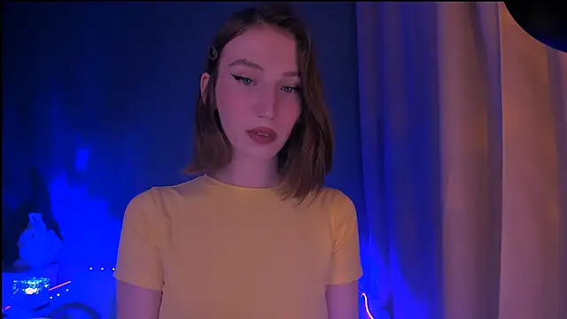 ellaamber online show from 10, 9, 2025