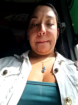 Snapshot of Bella_keny chatting on 19, 6, 2026 Bella keny online show from 19, 6, 2026