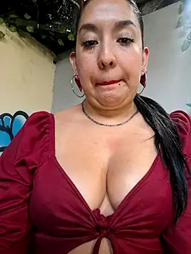 Bella keny online show from 10, 11, 2025