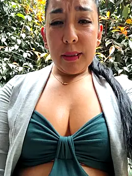 Bella keny online show from 29, 9, 2025