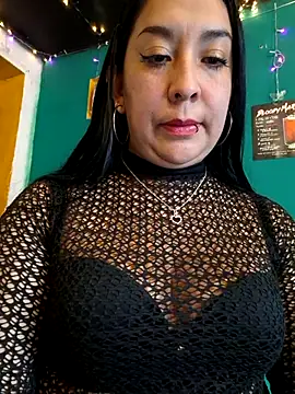 Snapshot of Bella_keny chatting on 11, 7, 2026 Bella keny online show from 11, 7, 2026