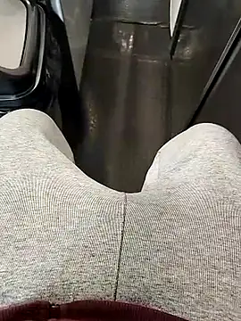 A man in public online show from 17, 1, 2026