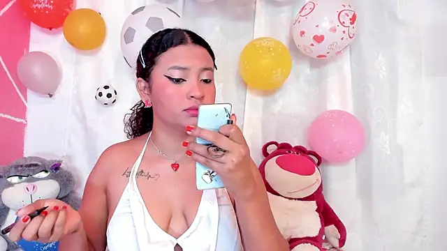 Snapshot of JessyZoe chatting on 17, 7, 2026 JessyZoe online show from 17, 7, 2026
