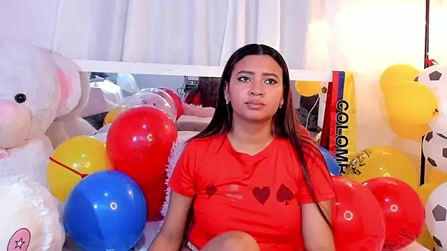 Snapshot of JessyZoe chatting on 21, 6, 2026 JessyZoe online show from 21, 6, 2026