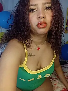 Snapshot of JessyZoe chatting on 7, 7, 2026 JessyZoe online show from 7, 7, 2026