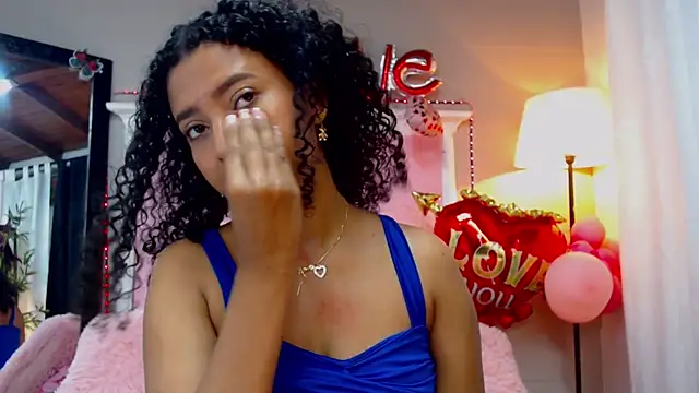 Snapshot of JessyZoe chatting on 5, 3, 2025 JessyZoe online show from 5, 3, 2025