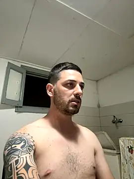 Snapshot of iltoscano95 chatting on 13, 9, 2025 iltoscano95 online show from 13, 9, 2025