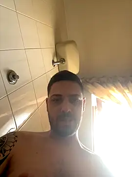 Snapshot of iltoscano95 chatting on 23, 9, 2025 iltoscano95 online show from 23, 9, 2025