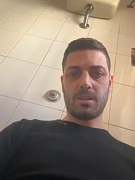 Snapshot of iltoscano95 chatting on 6, 2, 2026 iltoscano95 online show from 6, 2, 2026