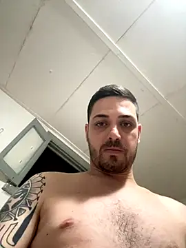 Snapshot of iltoscano95 chatting on 20, 9, 2025 iltoscano95 online show from 20, 9, 2025