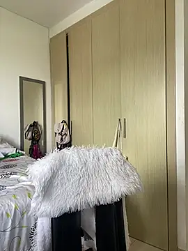 dakota le online show from 18, 3, 2025