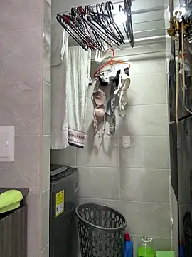 dakota le online show from 4, 4, 2026