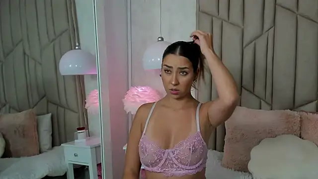 AudreyElla online show from 14, 2, 2025