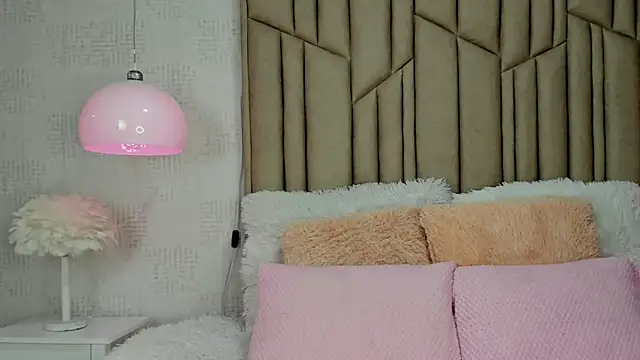 AudreyElla online show from 17, 3, 2026