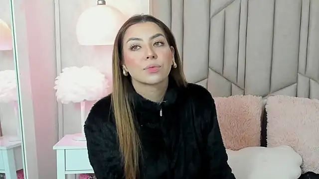 AudreyElla online show from 28, 1, 2025