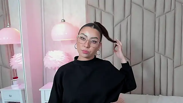 AudreyElla online show from 2, 3, 2025