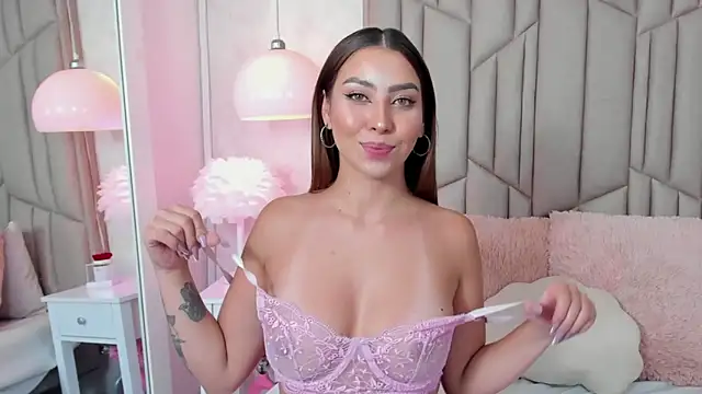 AudreyElla online show from 26, 2, 2025