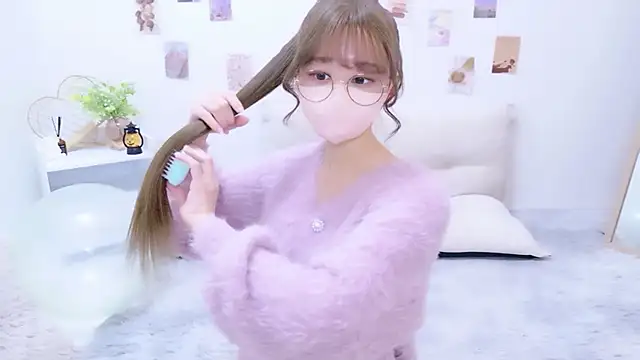 chihiro ri online show from 4, 11, 2025