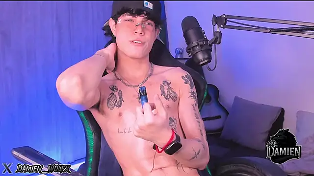 cinnamon boyxxx online show from 21, 9, 2025