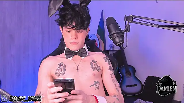 cinnamon boyxxx online show from 22, 9, 2025