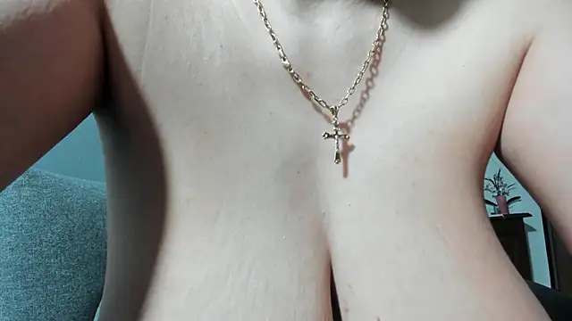 Snapshot of SexxyMeriem chatting on 11, 11, 2025 SexxyMeriem online show from 11, 11, 2025