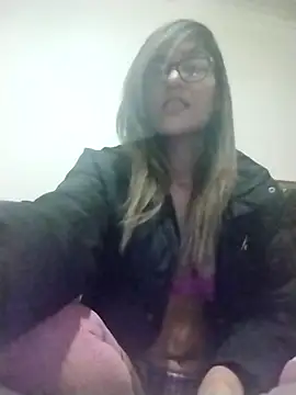 karmicQueen669 online show from 14, 5, 2026