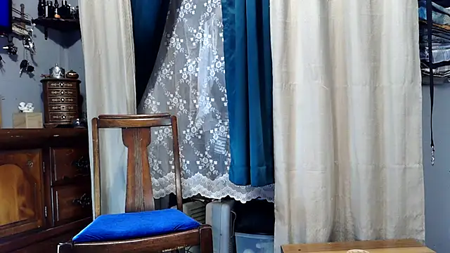 Genevieve143 online show from 8, 2, 2026