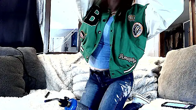 Genevieve143 online show from 8, 5, 2026