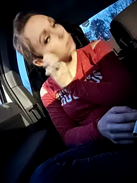 Genevieve143 online show from 12, 2, 2025