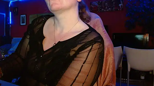 cruellaculdenfer67 online show from 22, 3, 2026