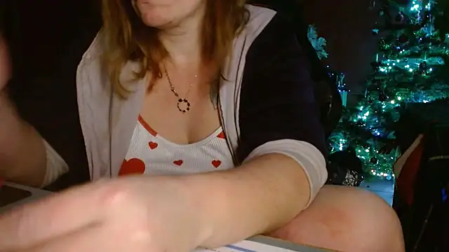 Snapshot of cruellaculdenfer67 chatting on 17, 12, 2025 cruellaculdenfer67 online show from 17, 12, 2025