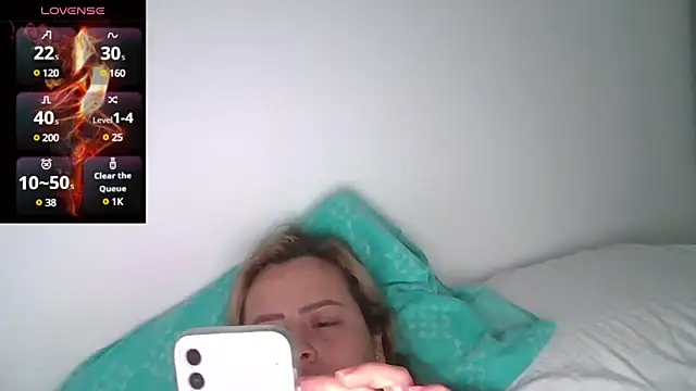 saramartinez1000 online show from 5, 3, 2025