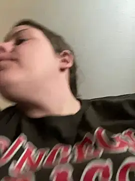 velvetta  online show from 18, 3, 2025