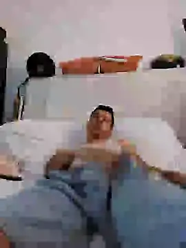 josehot151515 online show from 3, 1, 2025