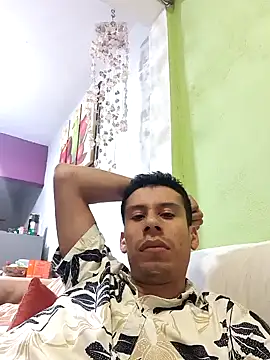 josehot151515 online show from 3, 1, 2025