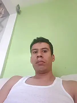 josehot151515 online show from 2, 12, 2025