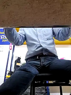 josehot151515 online show from 2, 12, 2024