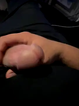 Snapshot of Sebastian24589 chatting on 24, 11, 2025 Sebastian24589 online show from 24, 11, 2025