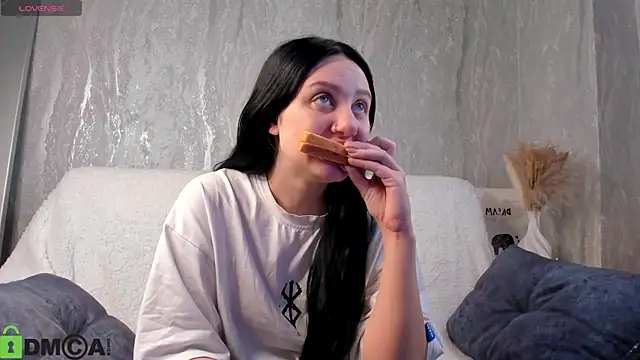 Snapshot of Kvetachka chatting on 2, 10, 2025 Kvetachka online show from 2, 10, 2025