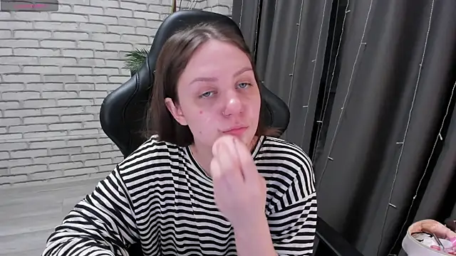 Snapshot of Kvetachka chatting on 12, 3, 2025 Kvetachka online show from 12, 3, 2025