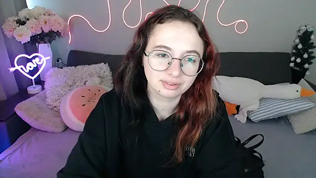 Mini Diva online show from 3, 4, 2026