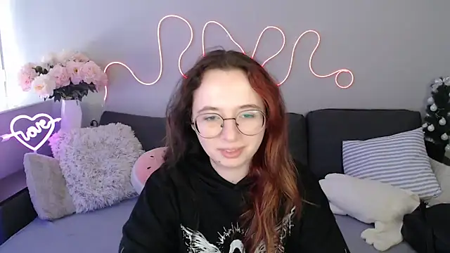 Mini Diva online show from 13, 3, 2026