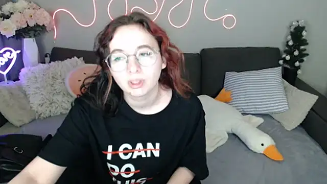 Mini Diva online show from 22, 3, 2026