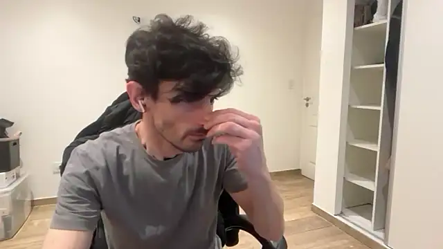 nicolaaaaas online show from 8, 11, 2025