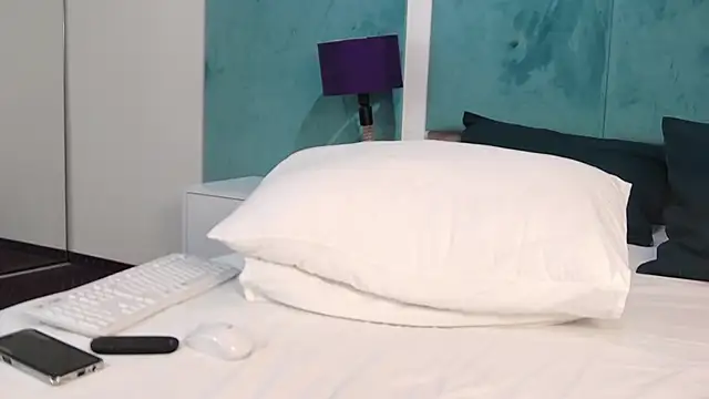 BriannaHart online show from 30, 1, 2025