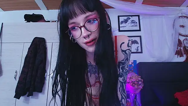 bathory vamps online show from 2, 2, 2026